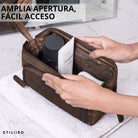 Neceser de cuero zamora marrón, apertura amplia mostrando interior con botes y manos, logo STILORD visible