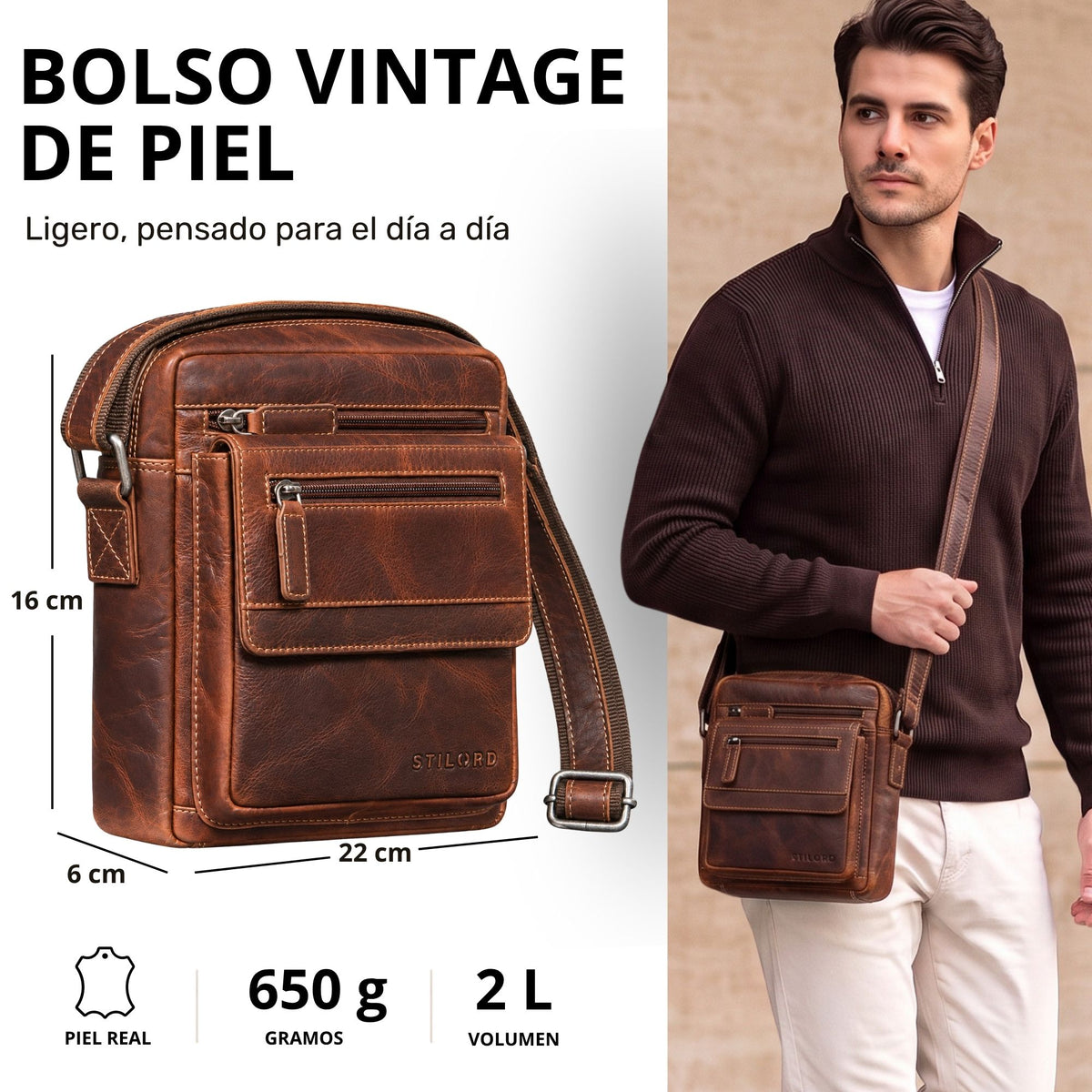 Bandolera pequeña y plana de piel marrón, bolsillos delanteros con cremallera y medidas visibles; modelo la lleva cruzada